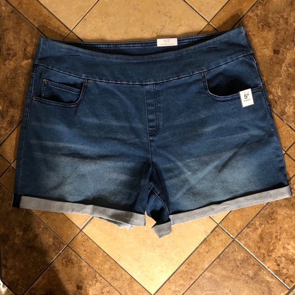 time and tru denim shorts